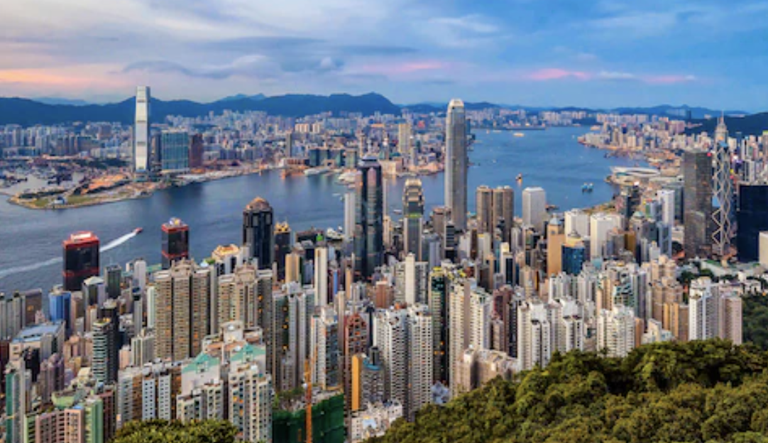 ECA調查｜香港在宜居城市排名大跌 僅排77位 受累嚴格防疫及新聞自由下跌